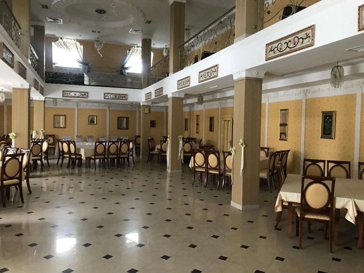 Hotel Едем Pustomyty Zewnętrze zdjęcie
